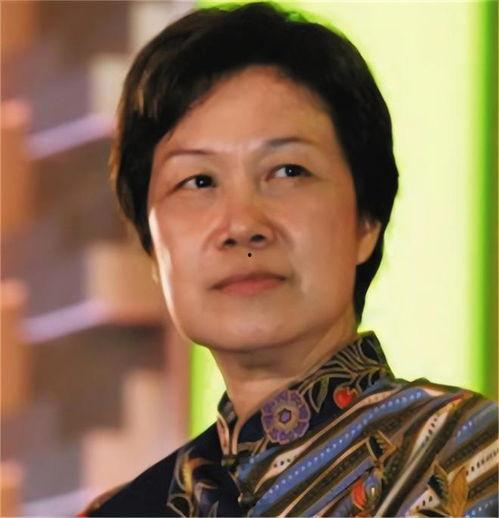 何晶吃瓜完整视频